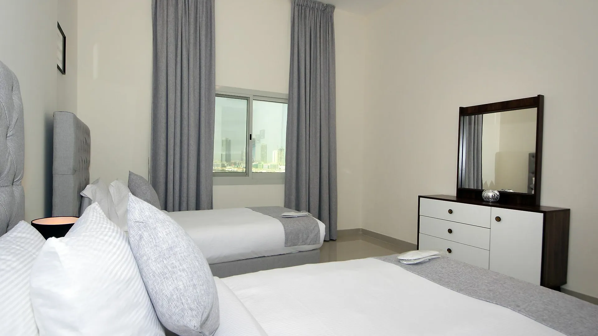Апартаменты Spacious 2 Bedroom In Al Telal 11, Al Barsha 1 Дубай