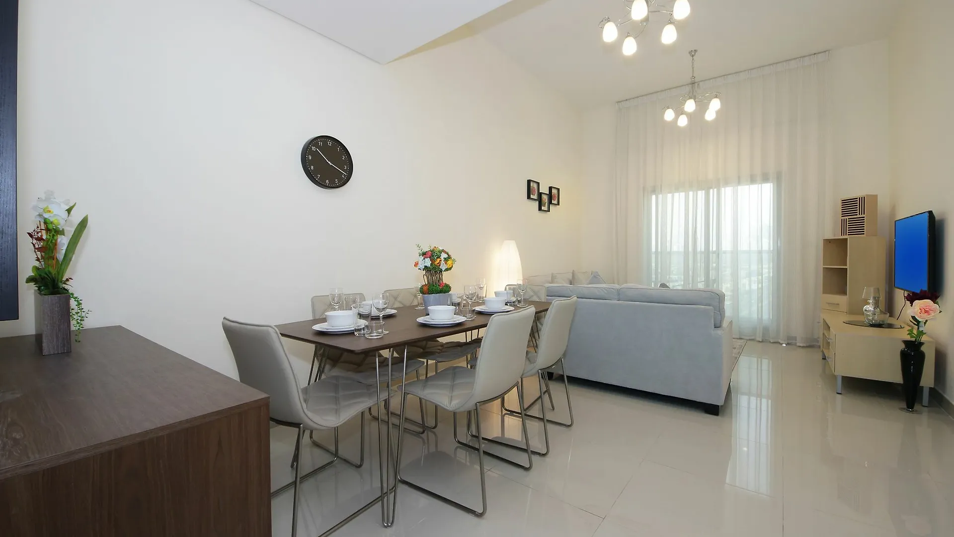 Апартаменты Spacious 2 Bedroom In Al Telal 11, Al Barsha 1 Дубай