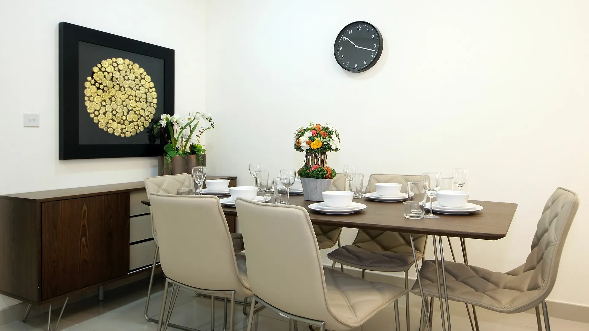 Spacious 2 Bedroom In Al Telal 11, Al Barsha 1 Дубай