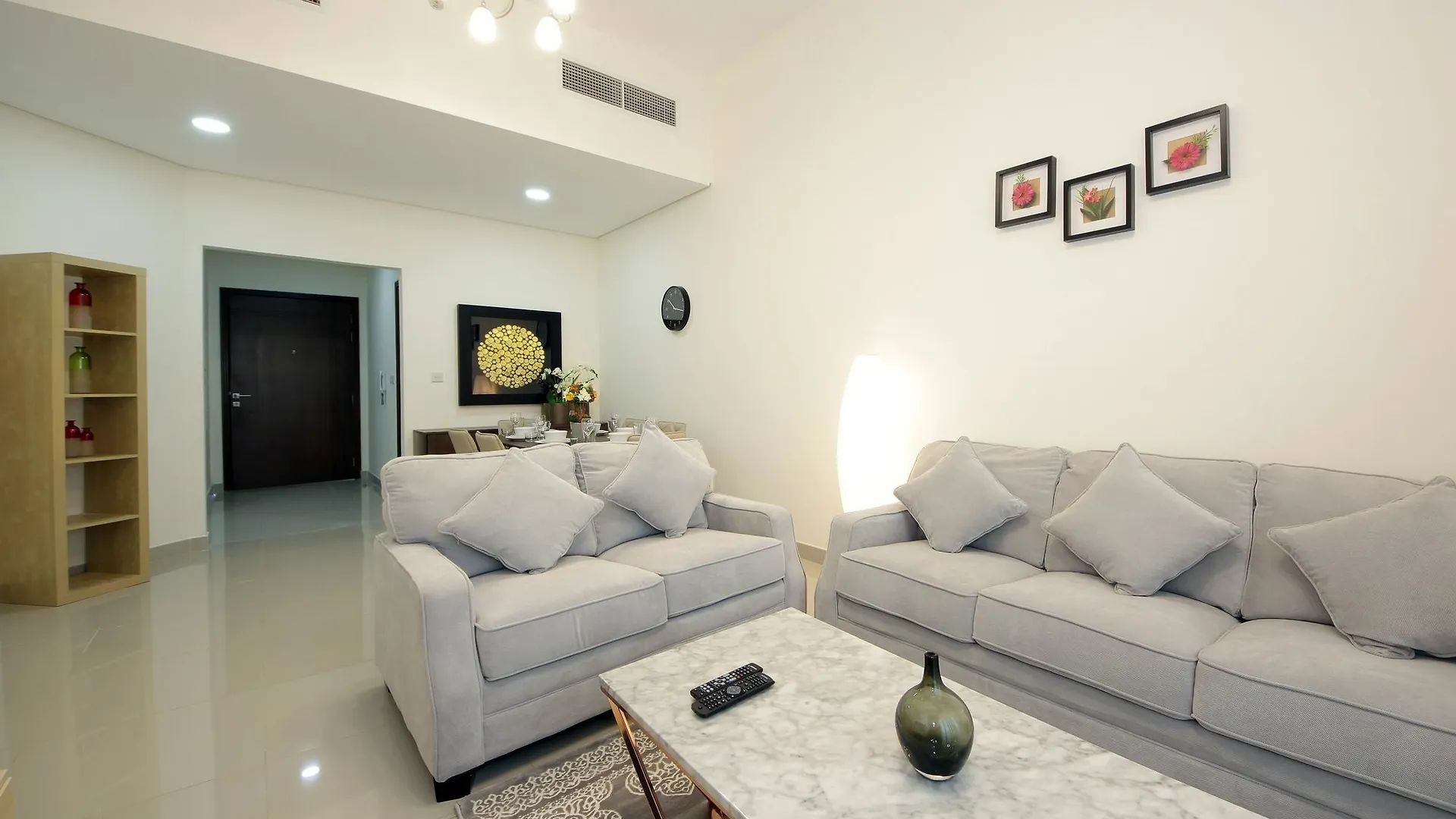 Spacious 2 Bedroom In Al Telal 11, Al Barsha 1 Дубай