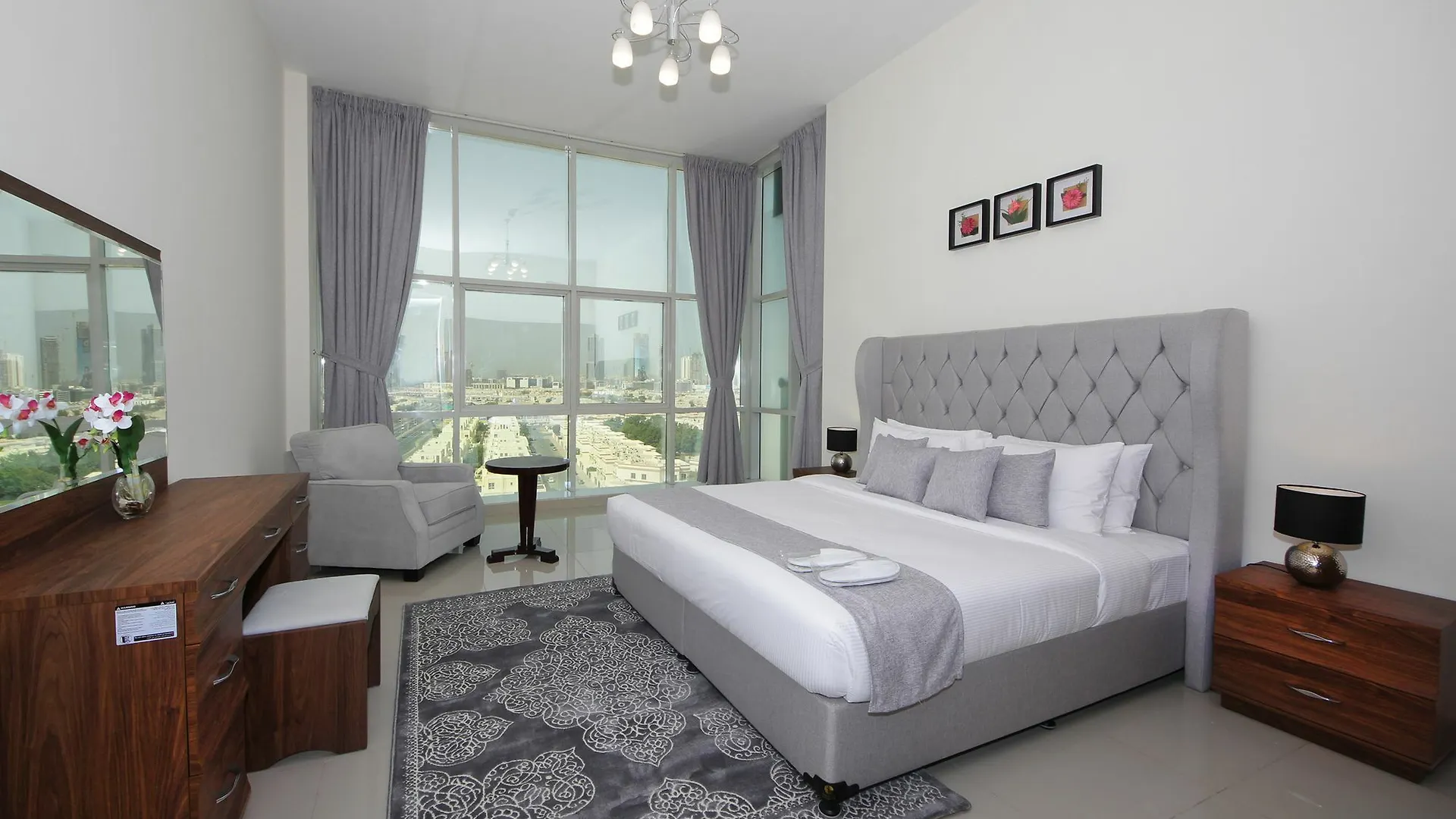 Апартаменты Spacious 2 Bedroom In Al Telal 11, Al Barsha 1 Дубай